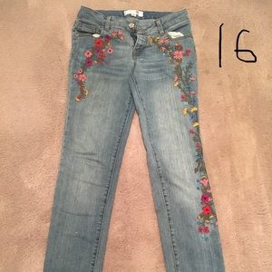 Annie embroidered jeans